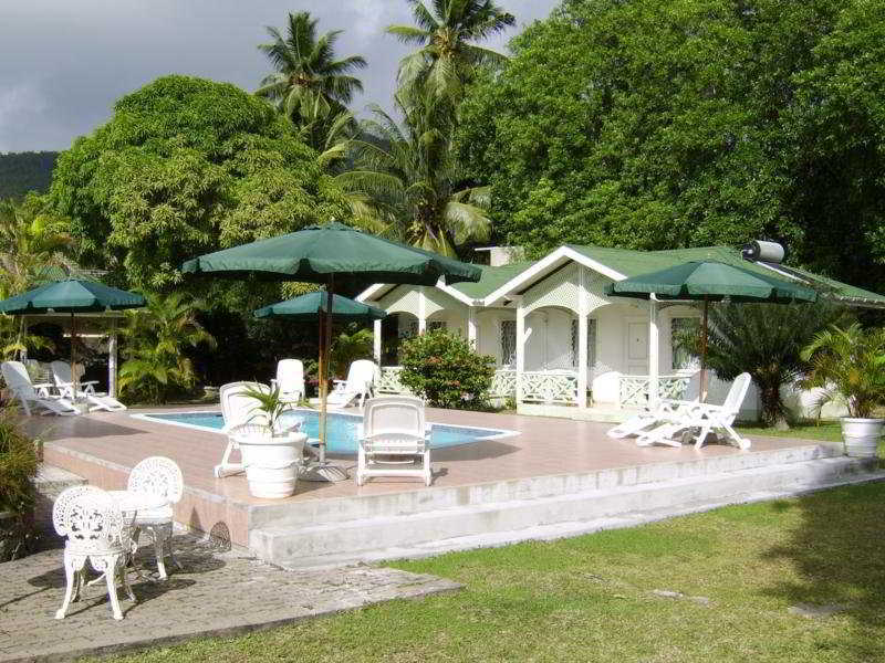 Hotel La Roussette Anse aux Pins Exterior foto